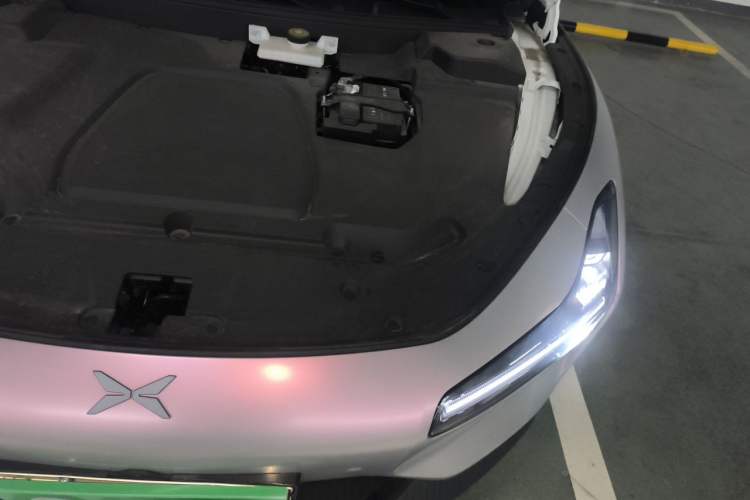 Used XPeng MONA M03 2024 515 Long-Range Engine Bay Left