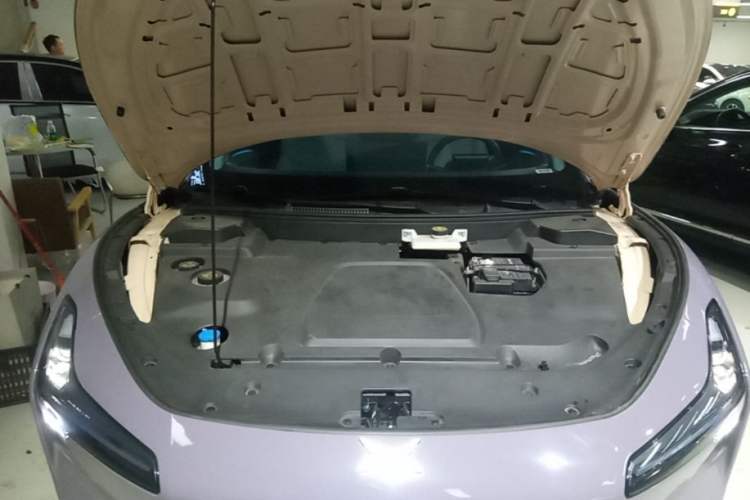 Used XPeng MONA M03 2024 620 with Ultra-Long Range Engine Bay