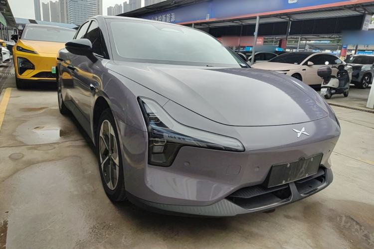 Used XPeng MONA M03 2024 620 with Ultra-Long Range Front Right 45 Deg