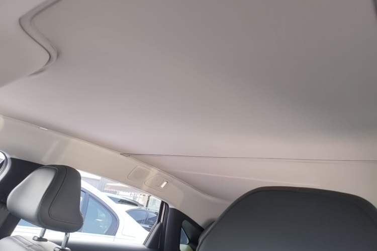 Used XPeng MONA M03 2024 620 with Ultra-Long Range Headliner
