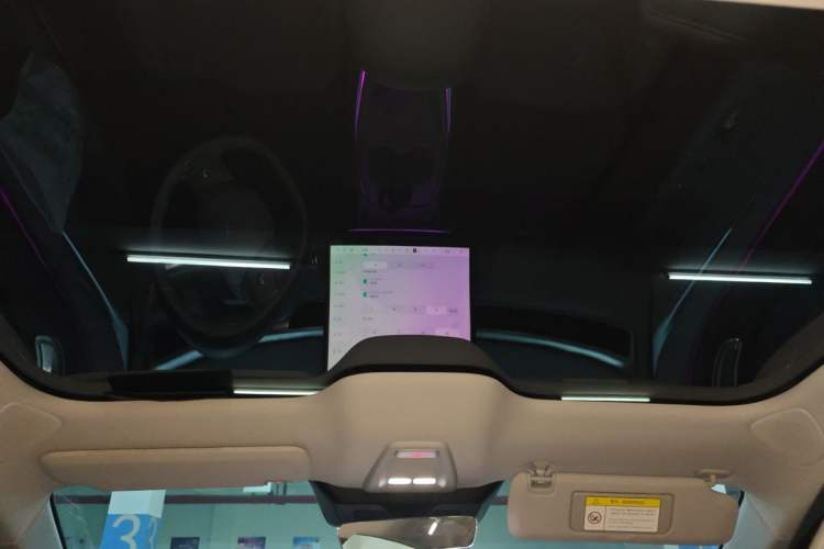 Used XPeng MONA M03 2024 620 with Ultra-Long Range Headliner