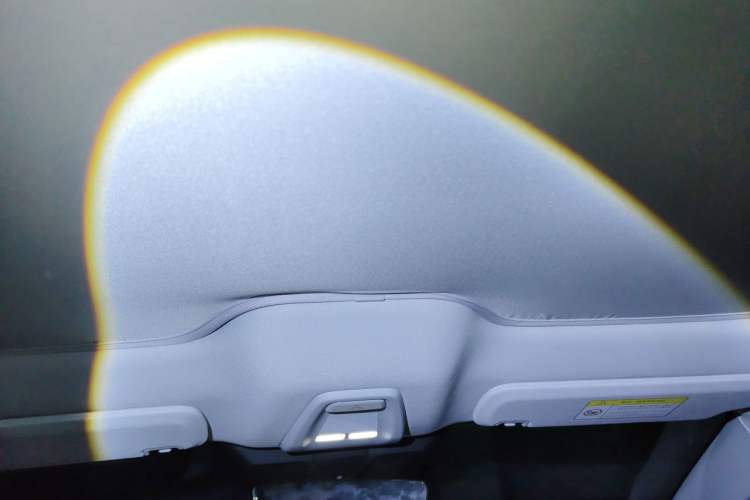 Used XPeng MONA M03 2024 620 with Ultra-Long Range Headliner