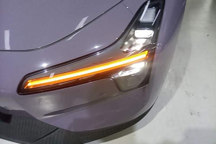 Used XPeng MONA M03 2024 620 with Ultra-Long Range Left Front Headlight