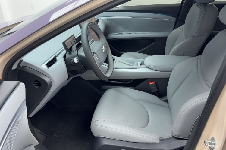 Used XPeng MONA M03 2024 620 with Ultra-Long Range Left Front Seat