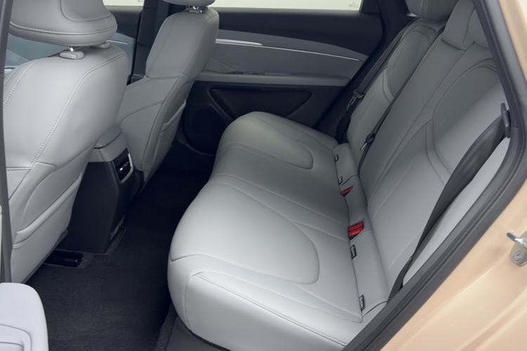 Used XPeng MONA M03 2024 620 with Ultra-Long Range Left Rear Seat