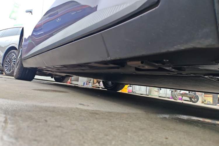 Used XPeng MONA M03 2024 620 with Ultra-Long Range Right Side Sill
