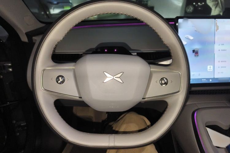 Used XPeng MONA M03 2024 620 with Ultra-Long Range Steering Wheel