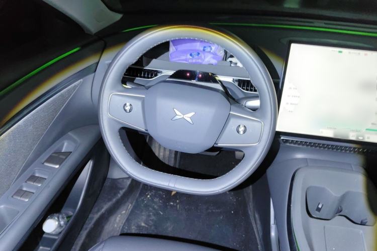Used XPeng MONA M03 2024 620 with Ultra-Long Range Steering Wheel