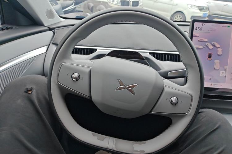 Used XPeng MONA M03 2024 620 with Ultra-Long Range Steering Wheel