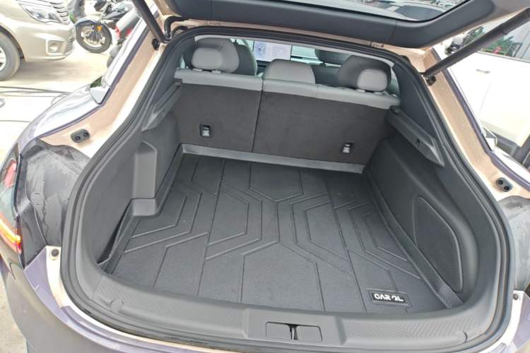 Used XPeng MONA M03 2024 620 with Ultra-Long Range Trunk
