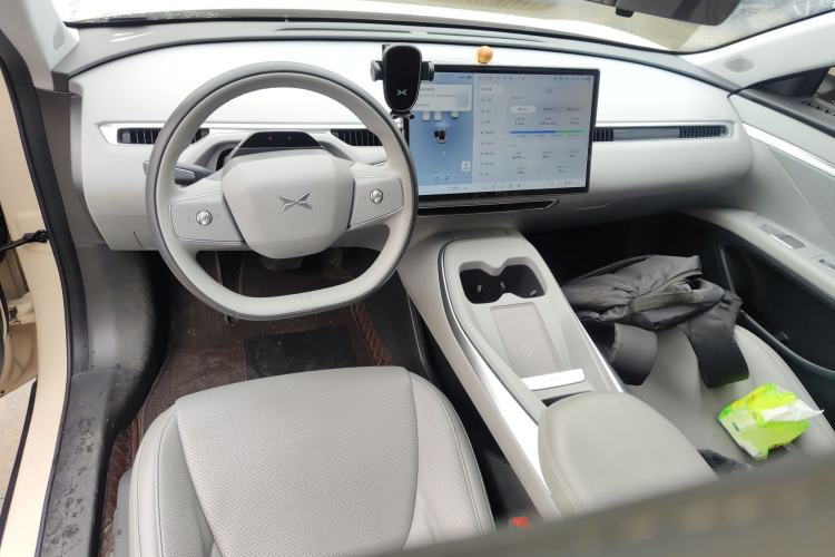 Used XPeng MONA M03 2024 620 with Ultra-Long Range Center Console