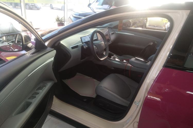 Used XPeng MONA M03 2024 620 with Ultra-Long Range Driver Seat