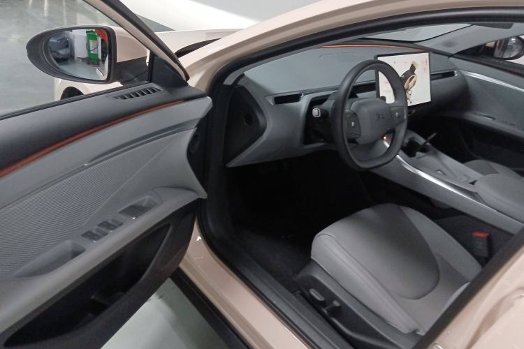 Used XPeng MONA M03 2024 620 with Ultra-Long Range Driver Seat