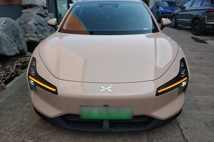 Used XPeng MONA M03 2024 620 with Ultra-Long Range Exterior 1
