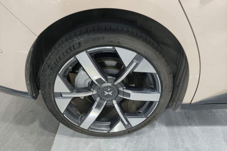 Used XPeng MONA M03 2024 620 with Ultra-Long Range Exterior 1