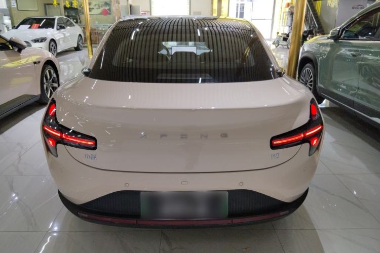 Used XPeng MONA M03 2024 620 with Ultra-Long Range Exterior 4