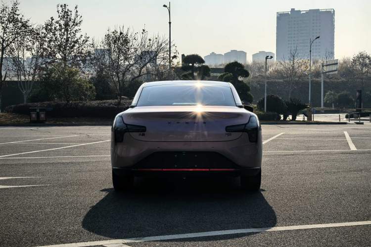 Used XPeng MONA M03 2024 515 Long-Range Exterior 6