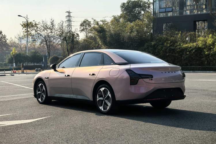 Used XPeng MONA M03 2024 515 Long-Range Exterior 7