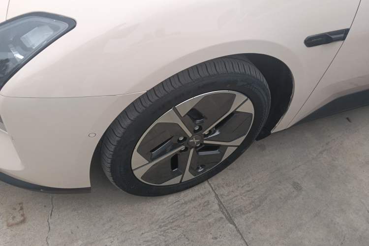 Used XPeng MONA M03 2024 515 Long-Range Exterior 7
