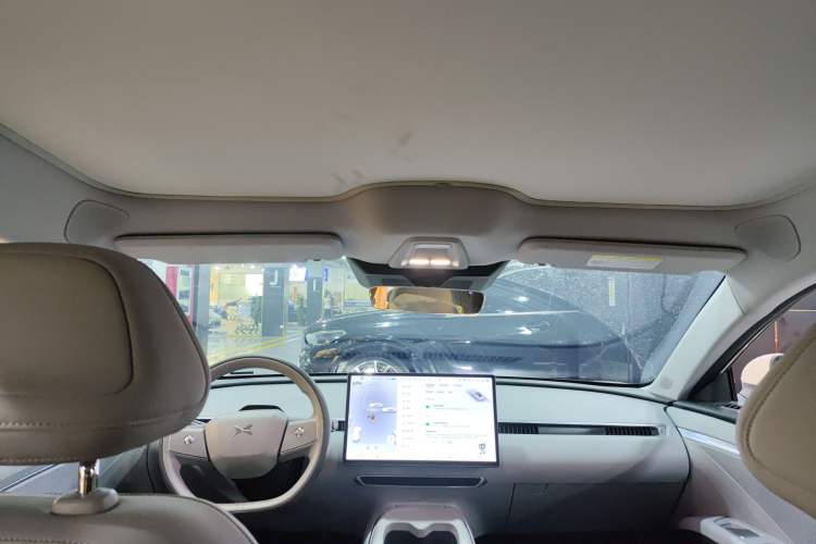 Used XPeng MONA M03 2024 620 with Ultra-Long Range Headliner