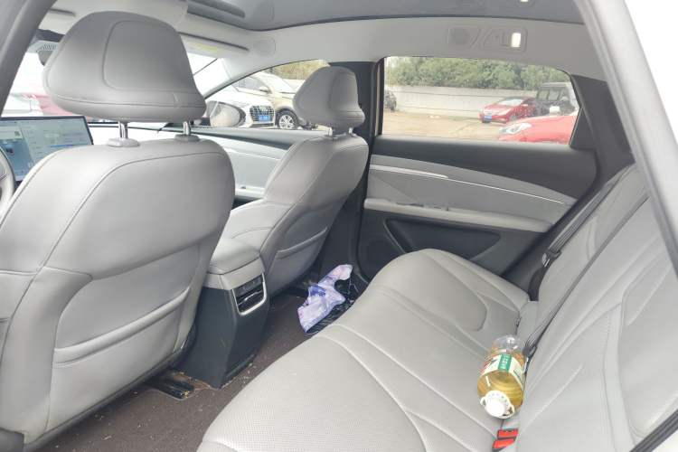 Used XPeng MONA M03 2024 620 with Ultra-Long Range Headliner