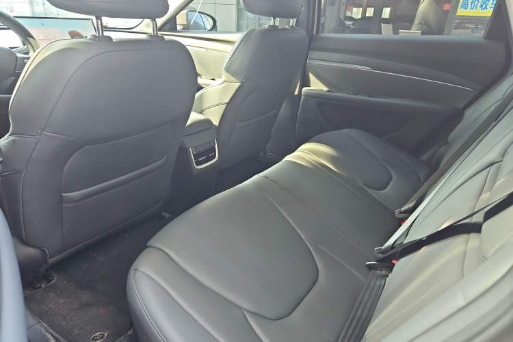 Used XPeng MONA M03 2024 515 Long-Range Interior 2