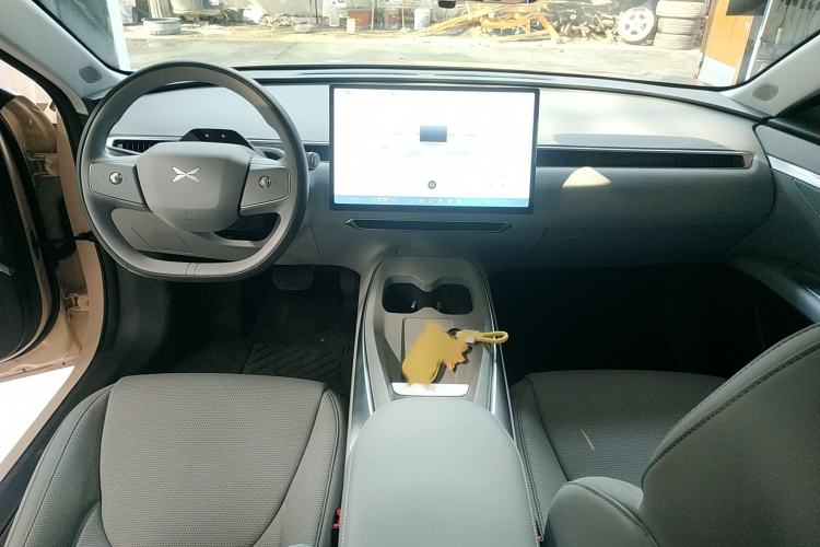 Used XPeng MONA M03 2024 620 with Ultra-Long Range Interior 2