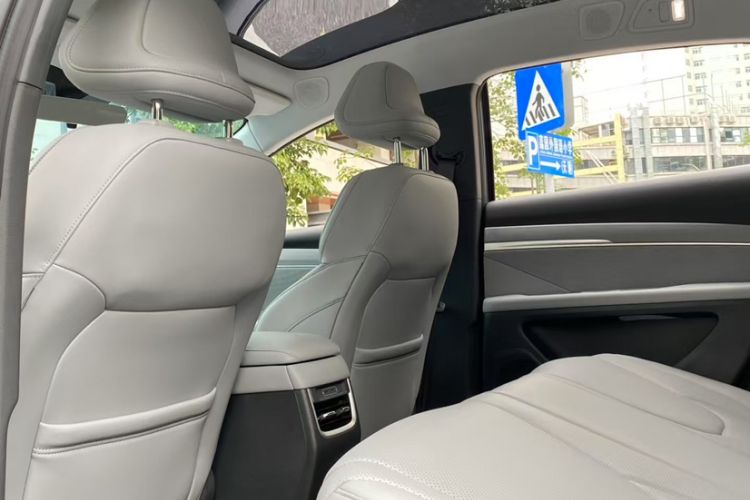 Used XPeng MONA M03 2024 620 with Ultra-Long Range Interior 2