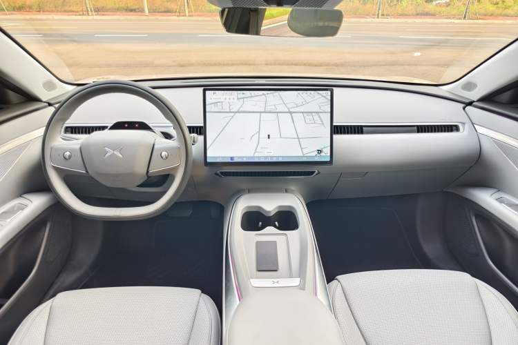 Used XPeng MONA M03 2024 620 with Ultra-Long Range Interior 3