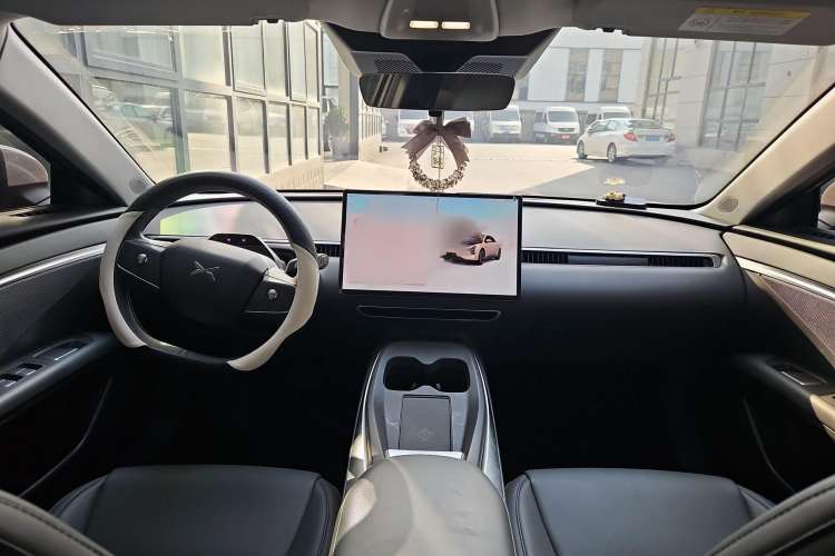 Used XPeng MONA M03 2024 515 Long-Range Interior 3