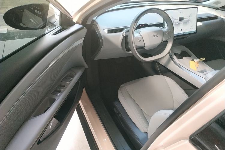 Used XPeng MONA M03 2024 620 with Ultra-Long Range Interior 3