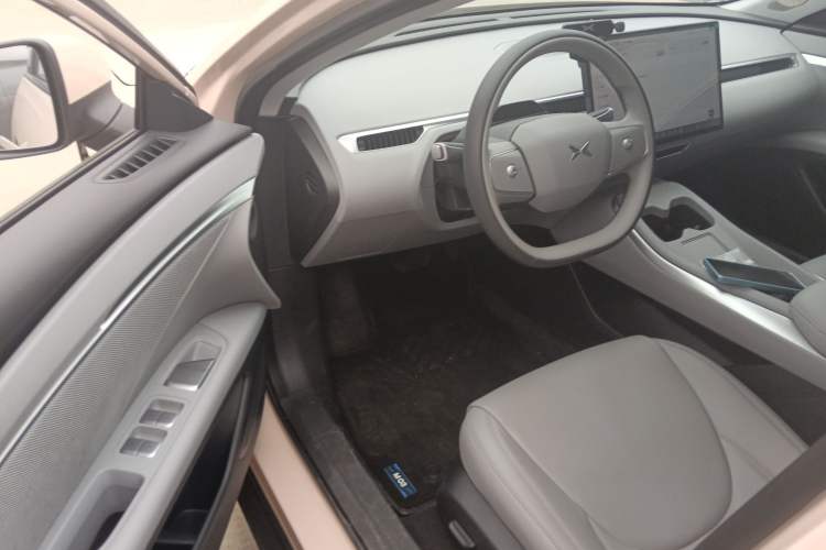 Used XPeng MONA M03 2024 515 Long-Range Interior 3