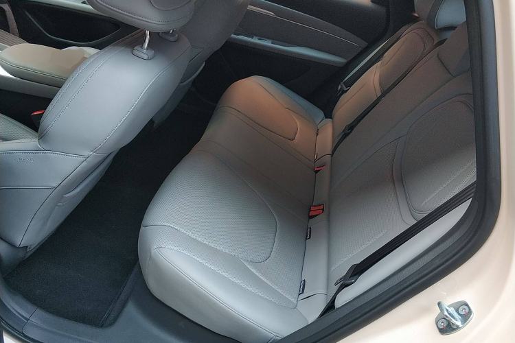 Used XPeng MONA M03 2024 620 with Ultra-Long Range Interior 4