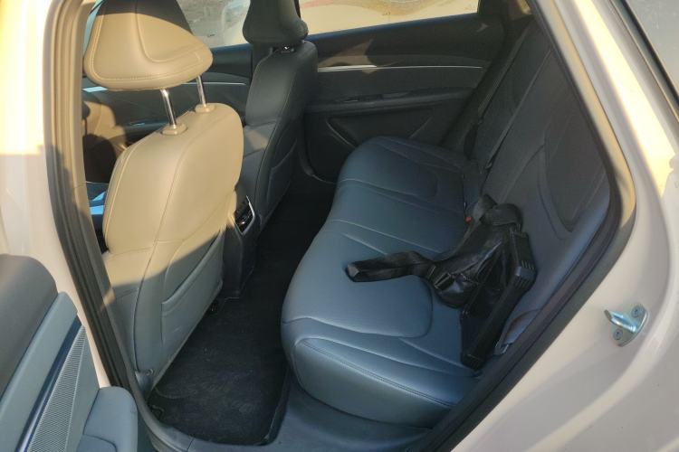 Used XPeng MONA M03 2024 620 with Ultra-Long Range Interior 4