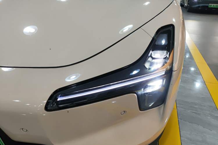 Used XPeng MONA M03 2024 620 with Ultra-Long Range Left Front Headlight