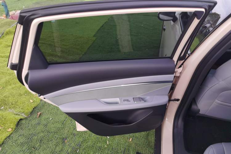 Used XPeng MONA M03 2024 620 with Ultra-Long Range Left Rear Door Interior