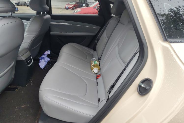 Used XPeng MONA M03 2024 620 with Ultra-Long Range Left Rear Seat