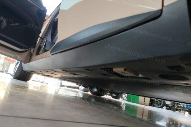 Used XPeng MONA M03 2024 620 with Ultra-Long Range Left Side Sill