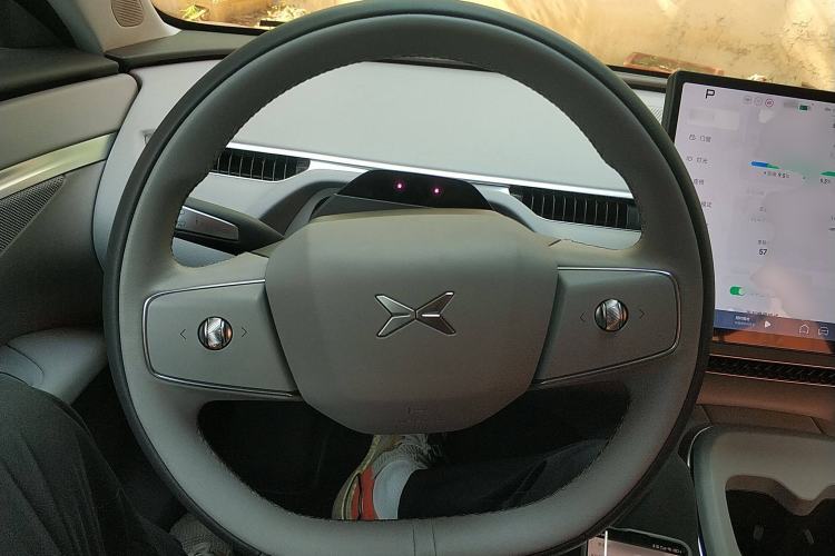 Used XPeng MONA M03 2024 620 with Ultra-Long Range Steering Wheel