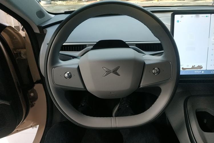 Used XPeng MONA M03 2024 620 with Ultra-Long Range Steering Wheel
