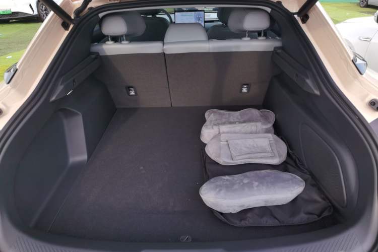 Used XPeng MONA M03 2024 620 with Ultra-Long Range Trunk