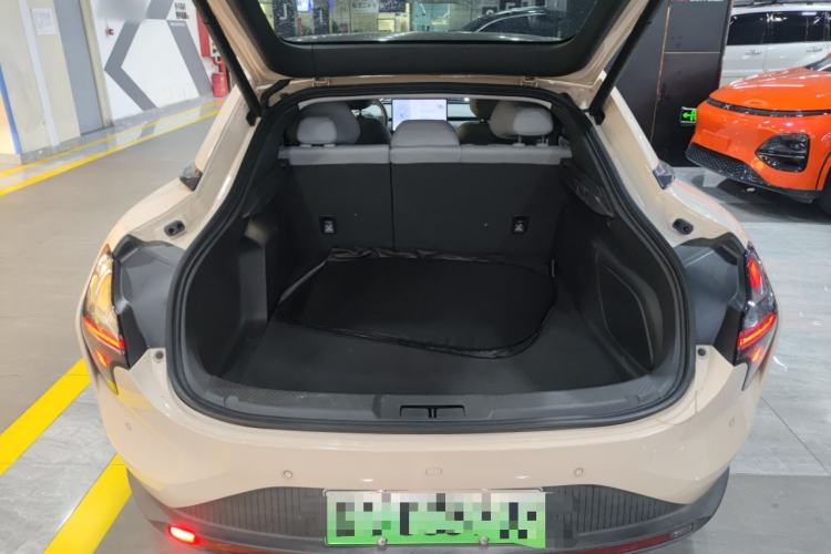 Used XPeng MONA M03 2024 620 with Ultra-Long Range Trunk