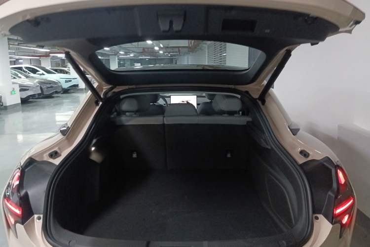 Used XPeng MONA M03 2024 620 with Ultra-Long Range Trunk
