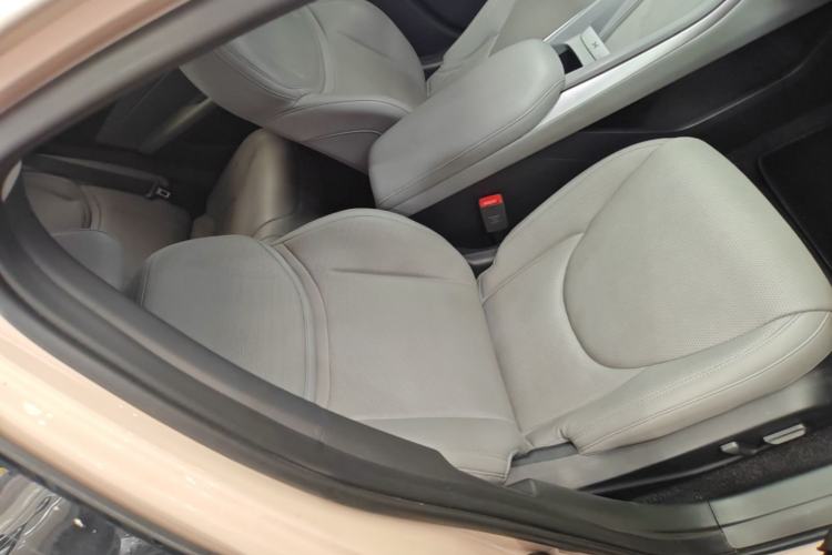 Used XPeng MONA M03 2024 620 with Ultra-Long Range Right Front Seat