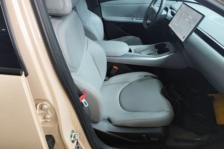 Used XPeng MONA M03 2024 515 Long-Range Right Front Seat