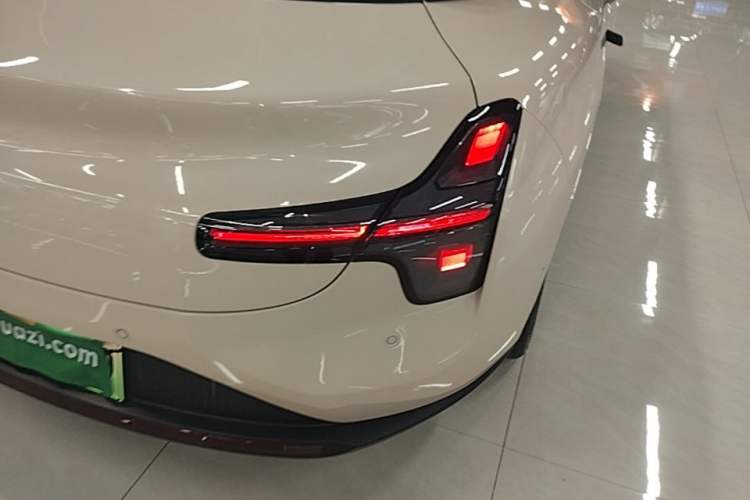 Used XPeng MONA M03 2024 620 with Ultra-Long Range Right Rear Taillight