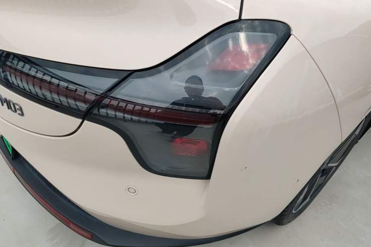 Used XPeng MONA M03 2024 620 with Ultra-Long Range Right Rear Taillight
