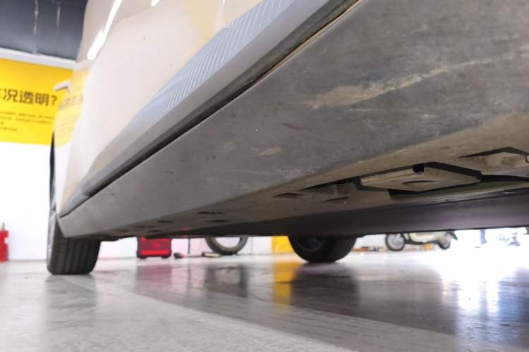 Used XPeng MONA M03 2024 515 Long-Range Right Side Sill