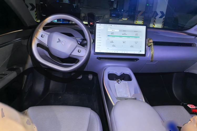 Used XPeng MONA M03 2024 620 with Ultra-Long Range Center Console