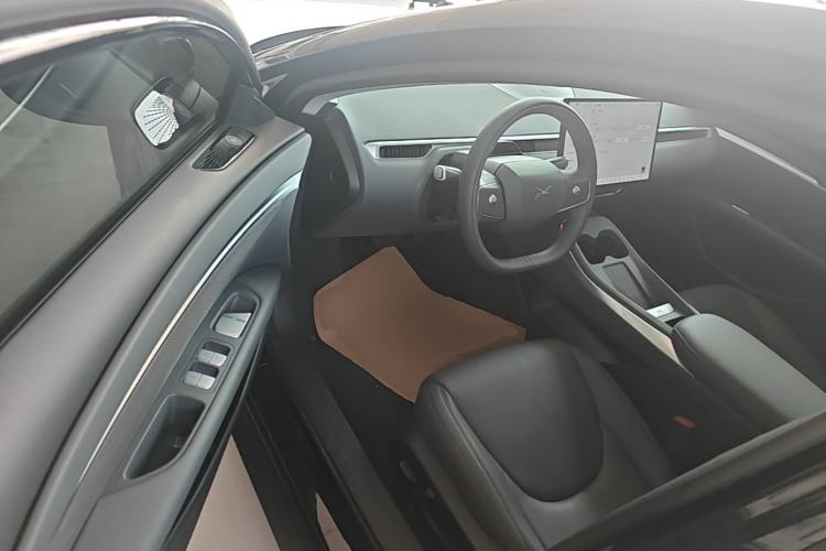 Used XPeng MONA M03 2024 620 with Ultra-Long Range Driver Seat